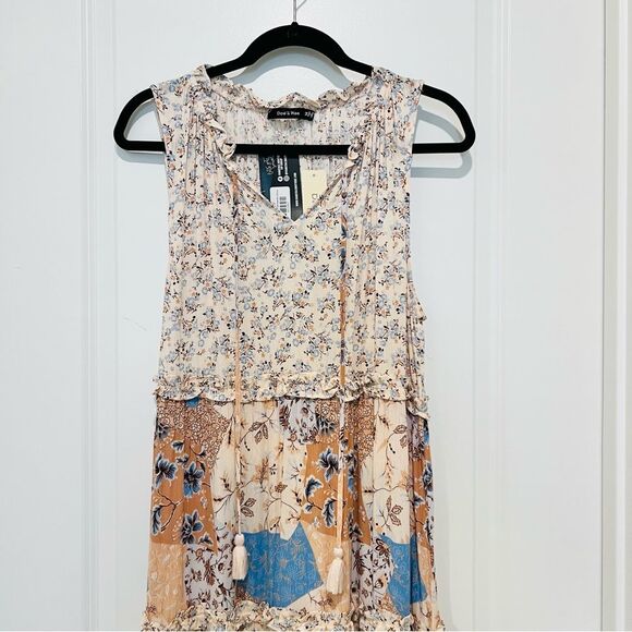 Doe & Rae Sleeveless Tiered Maxi Dress Farm Day Patchwork Floral Sz. Medium NWT - Picture 3 of 11